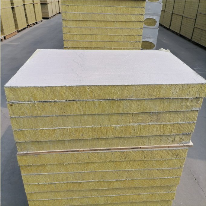 豎絲水泥砂漿巖棉板 解析A級(jí)防火復(fù)合保溫板的技術(shù)優(yōu)勢(shì)與應(yīng)用前景